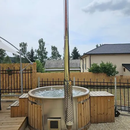 Na Farme Se Saunou A Virivkou, I S Jizdou Na Koni Příbram