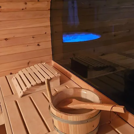 Na Farme Se Saunou A Virivkou, I S Jizdou Na Koni Maison d'hôtes *